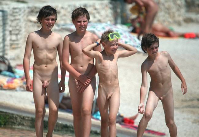 Young nudists photo - Fkk outdoor profiles [set 1]