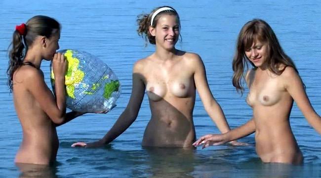 Nudism video - Boat nudist girls Nudism video - Boat nudist girls