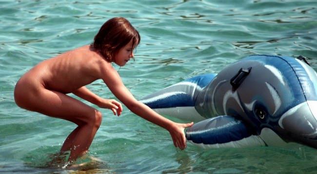 Young nudists photo - Fkk water locations [set 10]